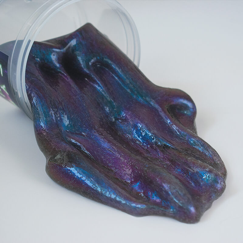 clear base slime with a captivating purple-to-blue color shift