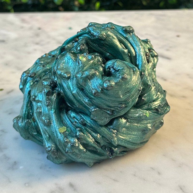 Christmas Wreath Slime - Mythical Mushbunny Slimes