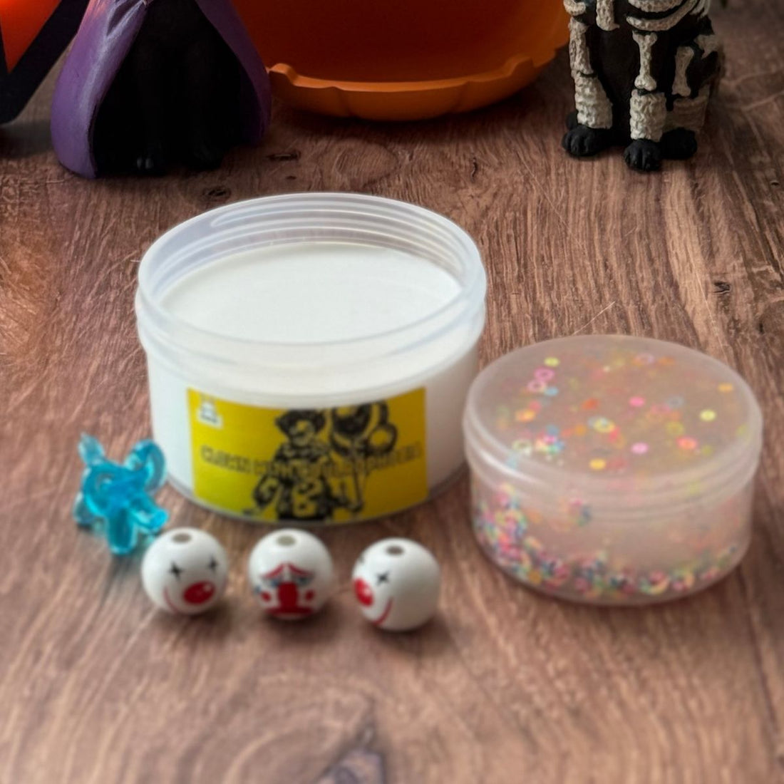 Clown with Coulrophobia | Two Part Slime Kit - Mythical Mushbunny Slimes