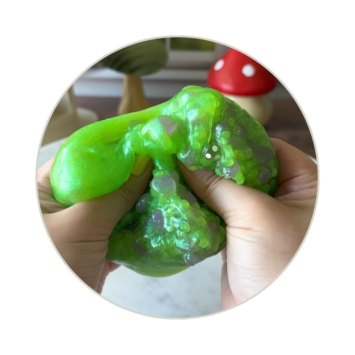 Glitchcaps | Glow in the Dark Slime (Limited) - Mythical Mushbunny Slimes