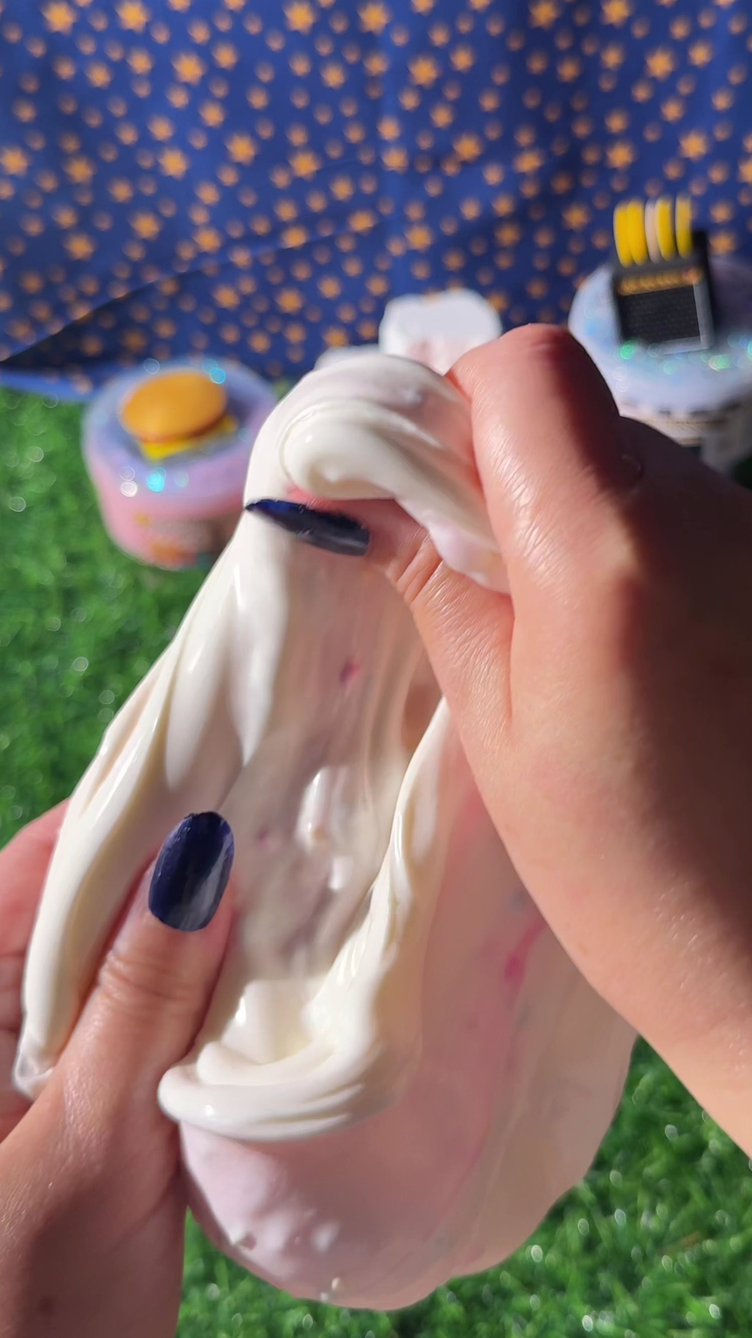 demo video for one last scoop diy slime kit