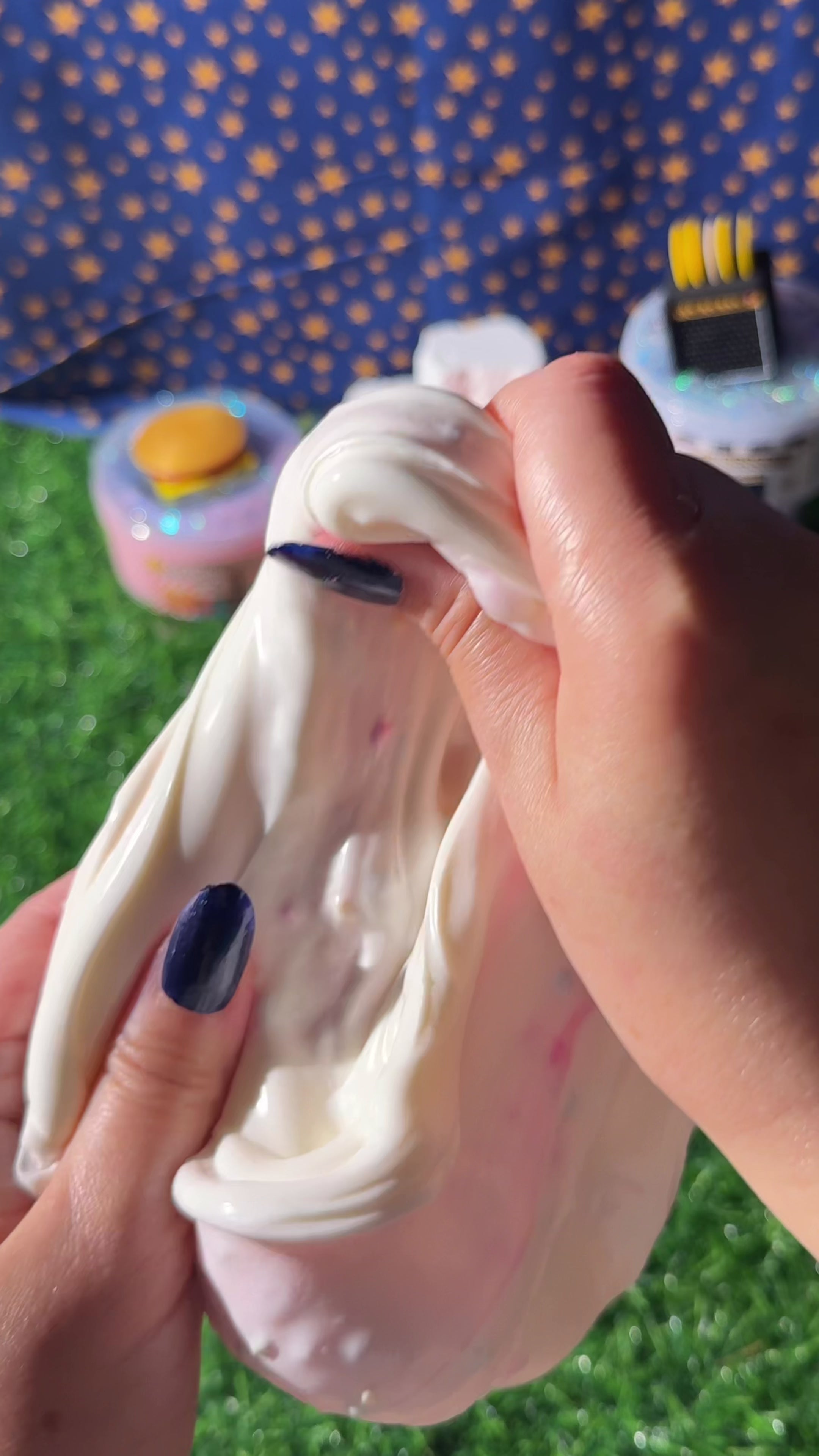 demo video for one last scoop diy slime kit