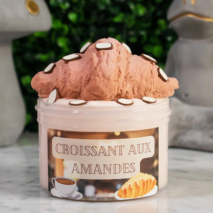 Croissant Aux Amandes - Mythical Mushbunny Slimes